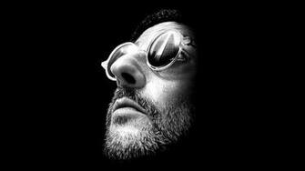 Leon Wallpaper L On The Professional Photo