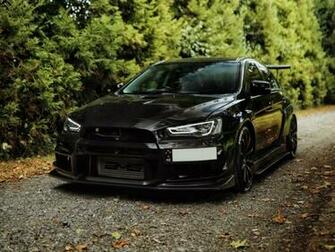 Mitsubishi Lancer Evolution Black Front