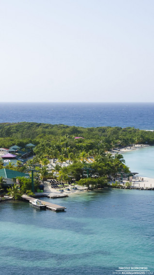 Roatan Wallpaper Background Kicking Designs