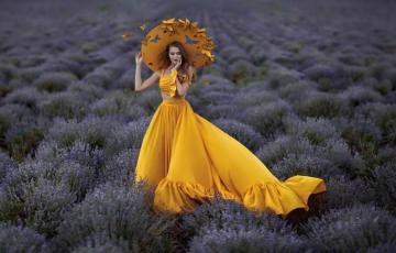 Manipulation Girl Model Hat Woman Yellow Dress