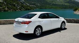 Toyota Corolla White HD Desktop Wallpaper 4k