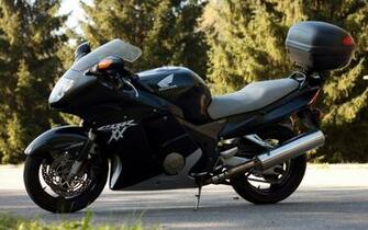 Honda Cbr 1100xx Blackbird Wallpaper
