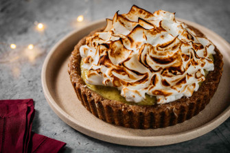 Brighten Up Any Occasion With A Delicious Meringue Wallpaper