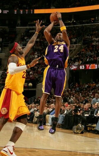 Kobe Bryant Vs Lebron James
