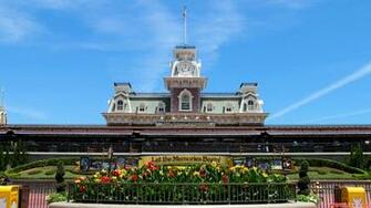 Magic Kingdom Wallpaper Main Gate Desktop