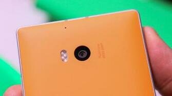 Located On The Back Is A Megapixel Pure Camera With Carl Zeiss