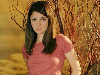 Shiri Appleby Hot HD Wallpaper