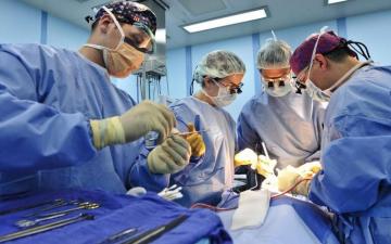 Surgical Tech To Surgeon How Are They Different Aims Education