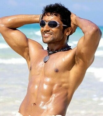 Wallpaperz Surya Wallpaper