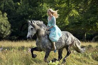 Live Action Film Van De Nieuwe Disney Cinderella Oftewel Assepoester