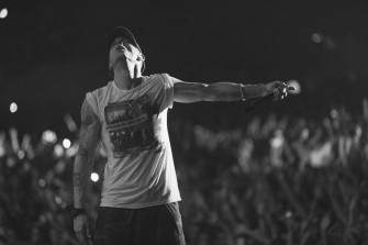 Buff Eminem In White T Shirt Wallpaper