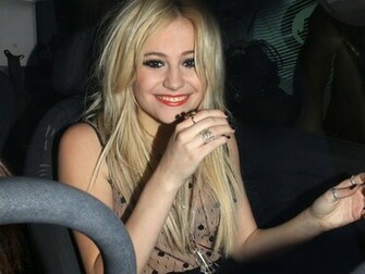 Pixie Lott Celebrity Wallpaper