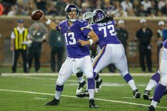 Vikings Quarterback Shaun Hill Passes Against The Oakland Raiders