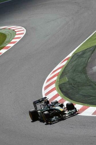 iPhone F1 Wallpaper Fansite