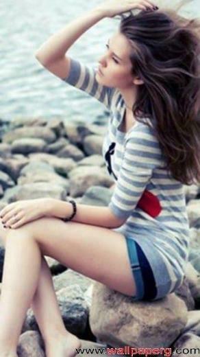 Stylish Girl Flirty With Attitude For Your Mobile Cell