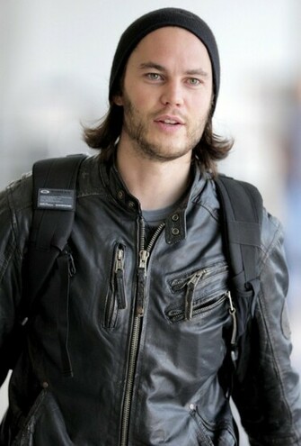 Taylor Kitsch Wallpaper