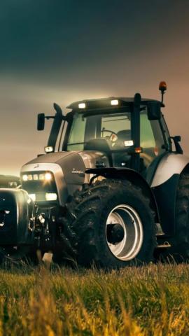 Lamborghini R8 Tractor iPhone Wallpaper