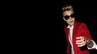 Justin Bieber Singer Cool Glasses Wallpaper Celebrities