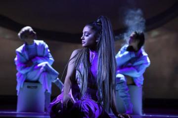 Ariana Grande Sweetener World Tour Pictures Popsugar Celebrity