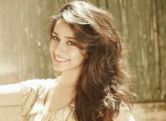 Shraddha Kapoor Wallpaper