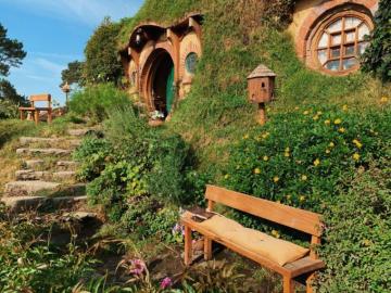 Photos To Inspire You Visit Hobbiton Movie Set In Matamata Nz