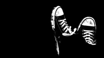 2k Black Desktop Wallpaper On
