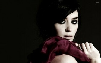 Emily Blunt Wallpaper Celebrity