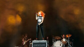 Paramore Wallpaper By Alexbiz
