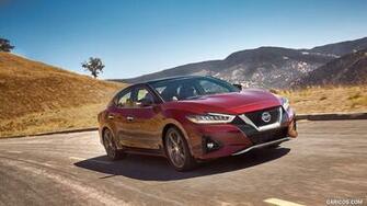 Nissan Maxima Front Three Quarter HD Wallpaper