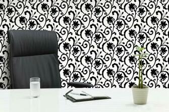 Deluxe Arabesque Wallpaper Black White