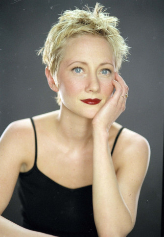 Actress Anne Heche Wallpaper