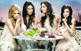 Pretty Little Liars Wallpaper