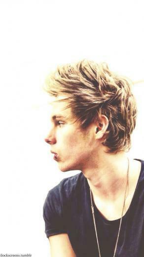 Luke Hemmings iPhone Lock Screen Re If You Use X