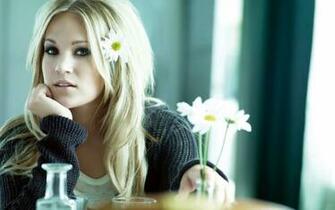 Carrie Underwood On Table Wallpaper Christian And