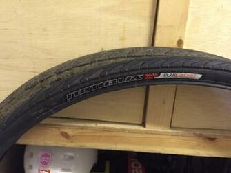Tyres Pair New Schwalbe Kojak 700x 35c Specialized Nimbus