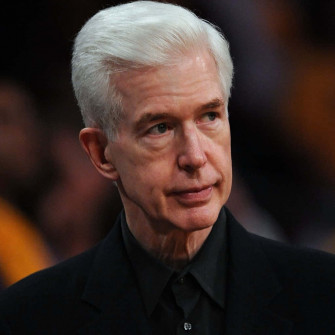 Portrait Of Gray Davis Former California Governor Wallpaper