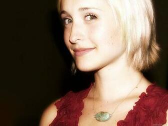 Allison Mack High Quality Wallpaper Size Of