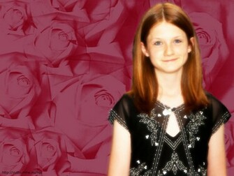 Bonnie Wright Wallpaper