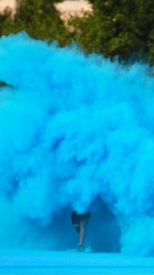 Color Me Rad iPhone Parallax 3wallpaper Les Wallpaper Du