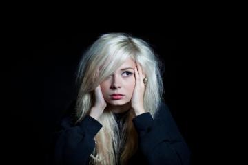 Nina Nesbitt Singer Women Blonde Simple Background Scottish Long