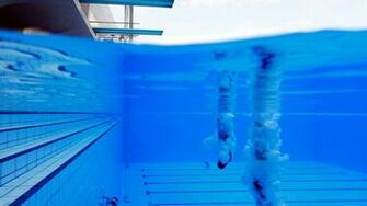 Diver Swimming Pools Wallpaper Allwallpaper In