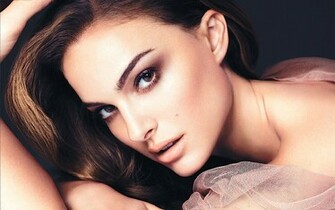 Natalie Portman Beautiful HD Wallpaper
