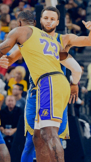 Stephen Curry And Lebron James Wallpaper King