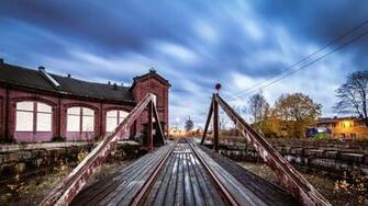 Relaxing Railroad Track Wallpaper