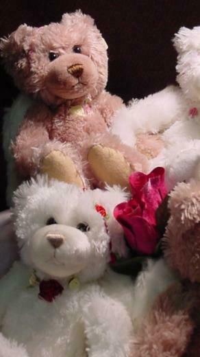 Pictures Cute Love Mobile Wallpaper