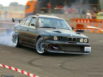 Bmw Drift Wallpaper Wallpoper