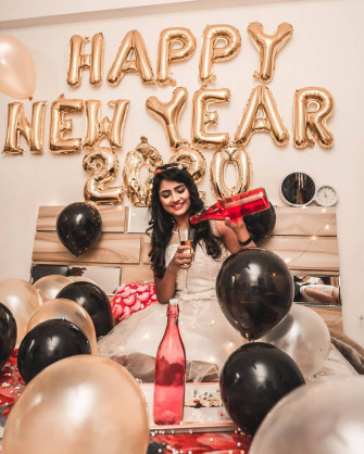 Nisha Guragain Celebrating The Year Wallpaper