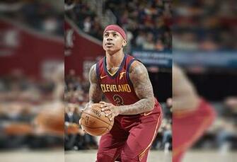 Isaiah Thomas Shines In Cavs Debut Vs Blazers Sports