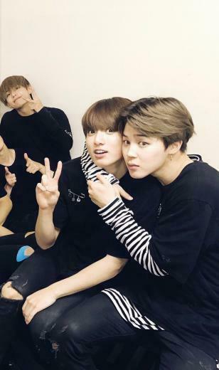 Bts V Jimin Jungkook Vminkook Maknaeline
