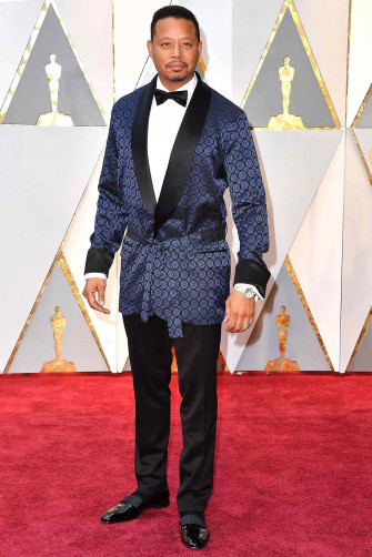 Man In Suit Picture Wallpaper